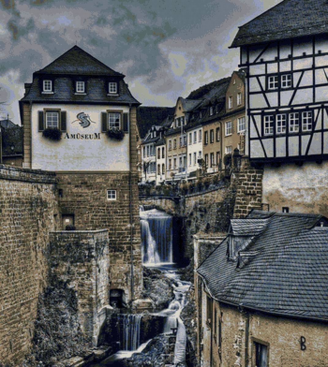 Водопад Саарбурга - город, улица, водопад - предпросмотр