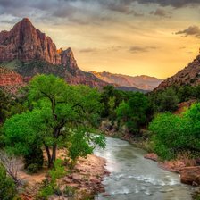 горная река