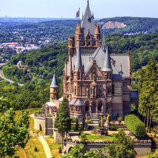 Схема вышивки «замок»