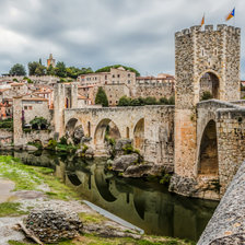 Схема вышивки «Besalú Medieval City. Catalonia.»