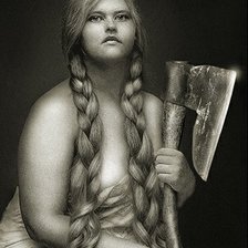 Схема вышивки «Русская красавица с топором»