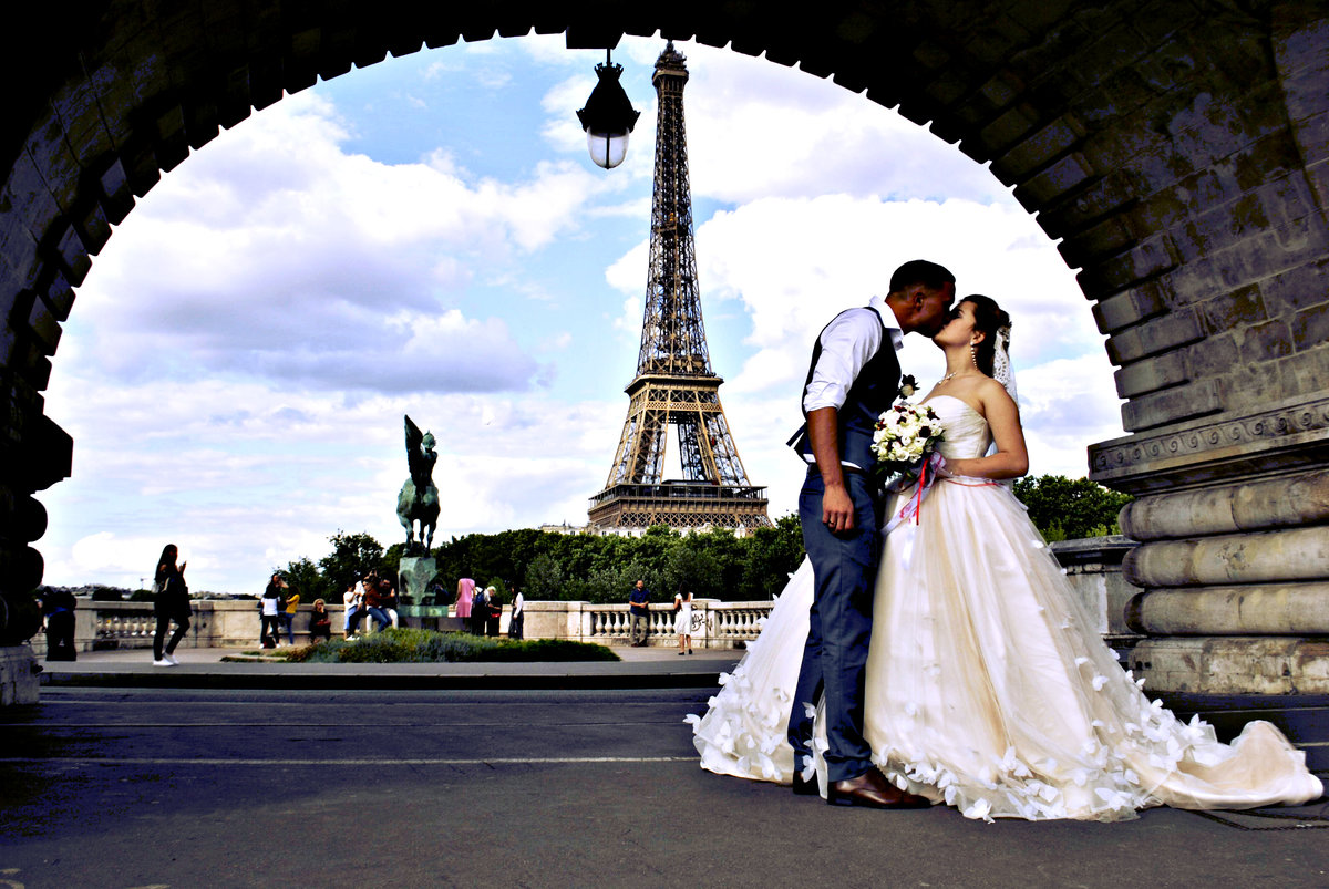 Счастье. - париж. любовь - оригинал