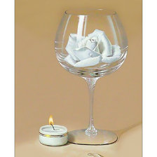 Схема вышивки «Натюрморт с розой в бокале.»