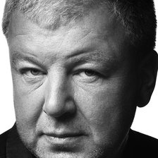 Александр Робак