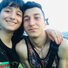 Схема вышивки «მტრედები»