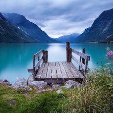 Озеро в горах