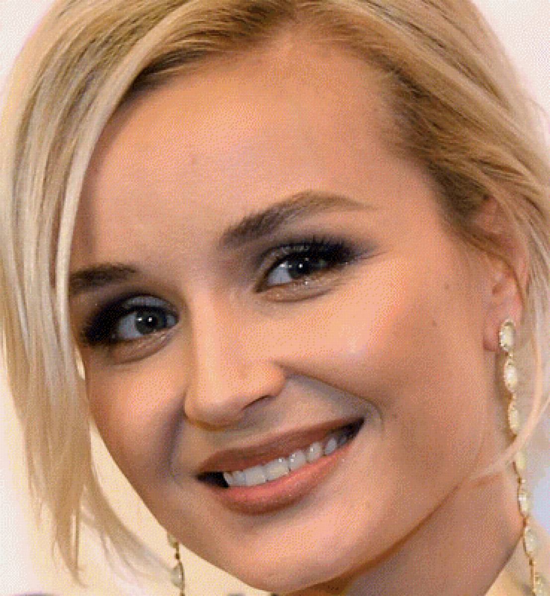 Полина Гагарина - предпросмотр