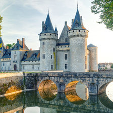 Схема вышивки «Замок Сюлли-Сюр-Луар»