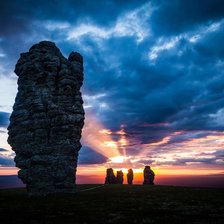 Схема вышивки «Маньпупуньер»