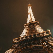 Схема вышивки «Эйфелева башня»