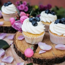 Схема вышивки «кексы»