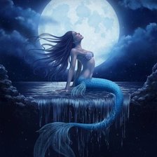 Русалка на луне