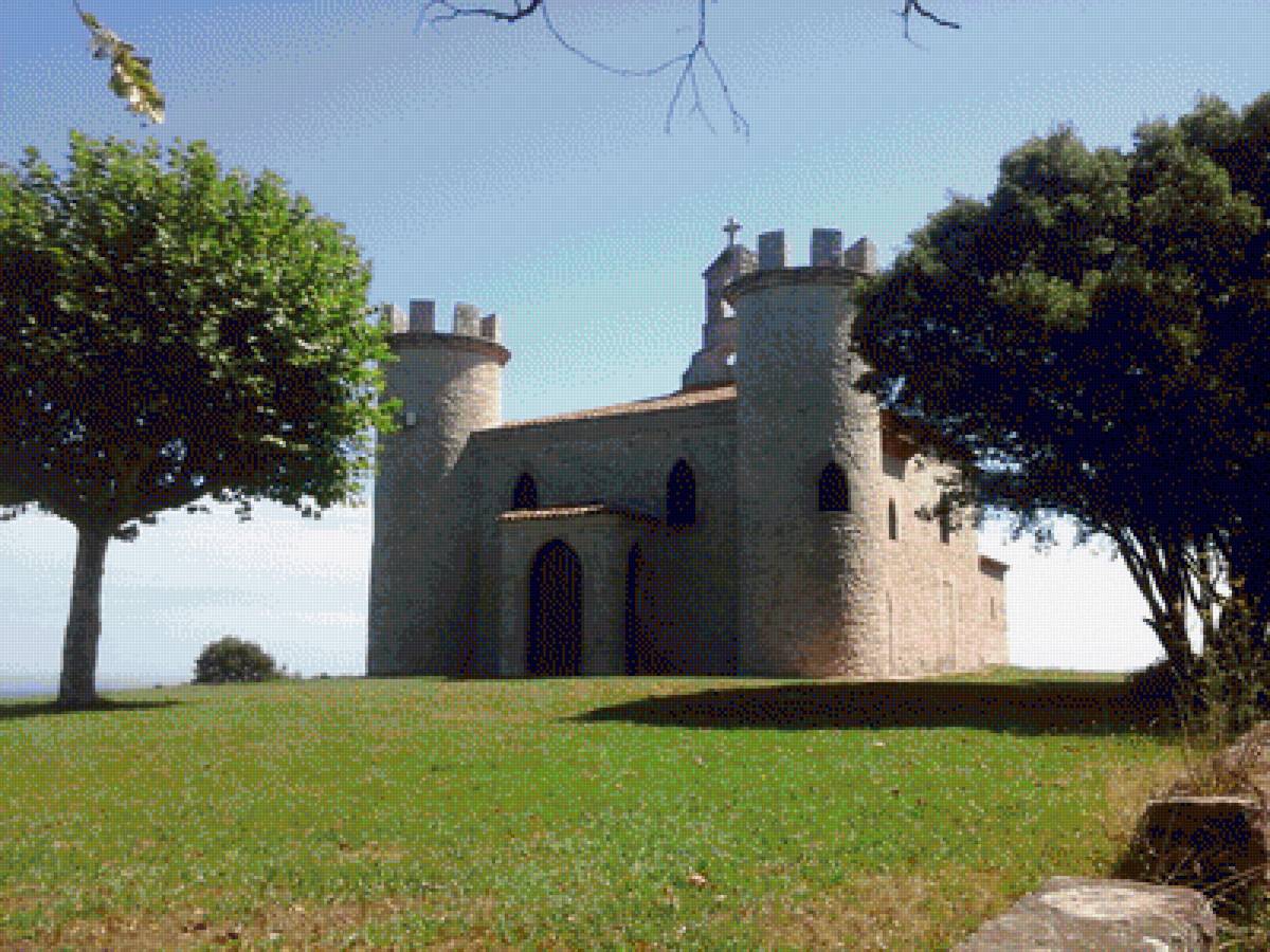 llanes asturias - llanes, asturias, castillo, verde, verano, parroquia, campo - предпросмотр