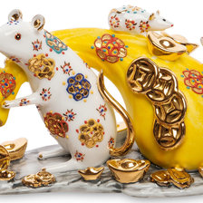 Схема вышивки «статуэтка мыши и золото»