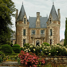 Схема вышивки «замок с цветами»