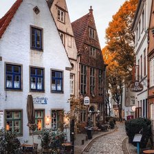 Схема вышивки «Городок в Европе»