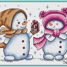 Схема вышивки «СНЕГОВИЧКИ С ПОДАРКОМ»