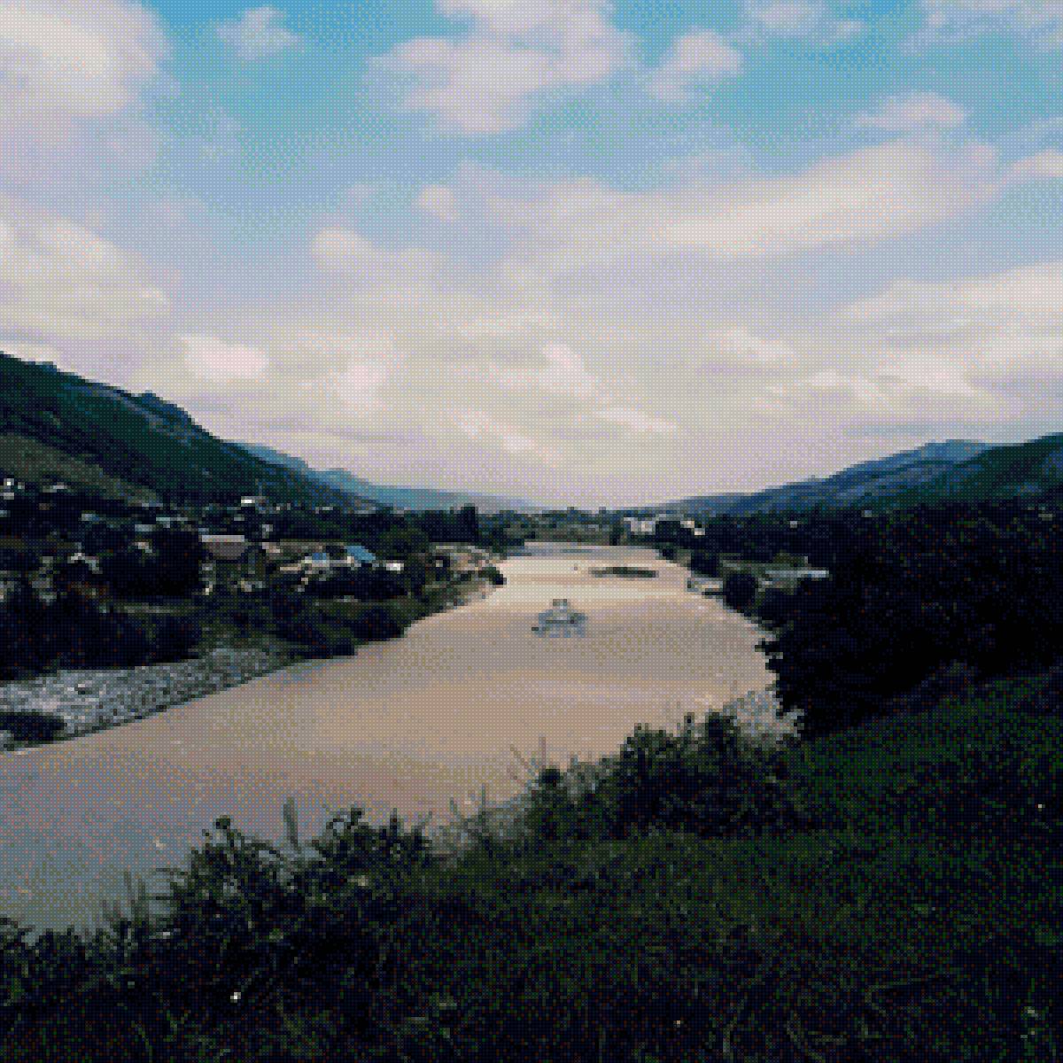 река Кубань - река, небо, горы - предпросмотр