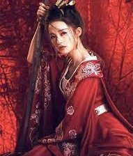 гейша с мечом