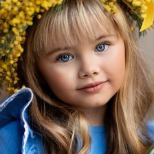 Схема вышивки «Девочка с венком»