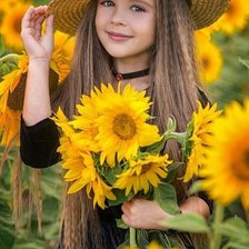 Схема вышивки «Девочка с подсолнухами»