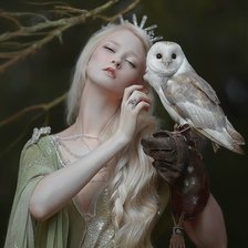 Схема вышивки «Девушка с совой»