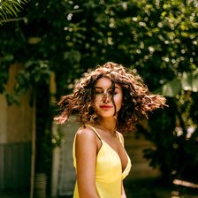 Схема вышивки «Девушка»