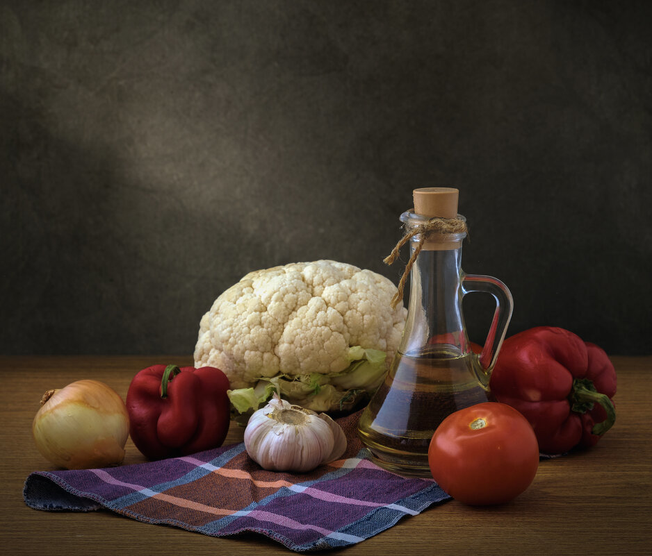Овощной натюрморт - помидор, цветная капуста, перец, натюрморт, овощи - оригинал