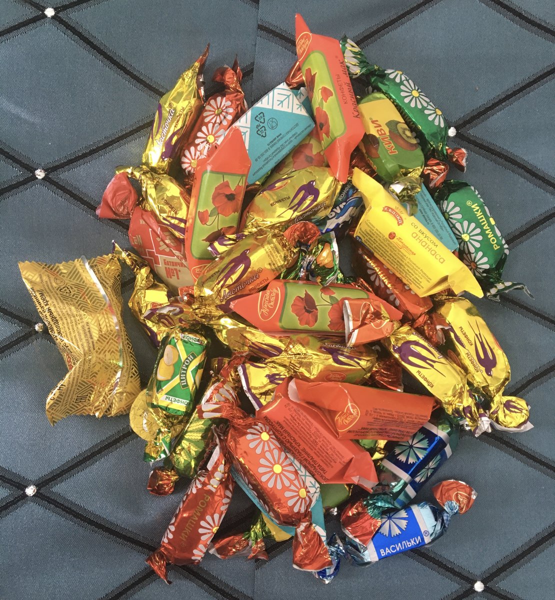 Конфеты - натюрморт - оригинал