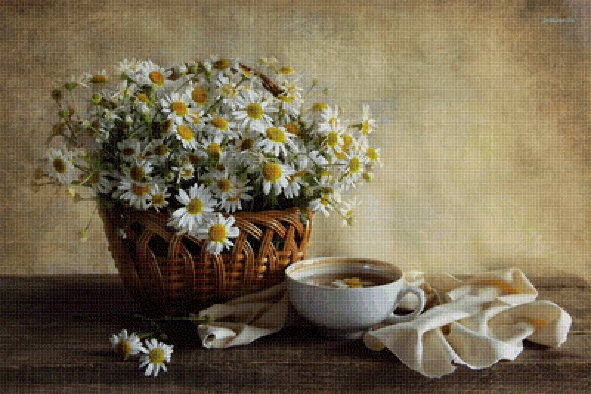 №2523370 - натюрморт, ромашки, корзина, чай - предпросмотр