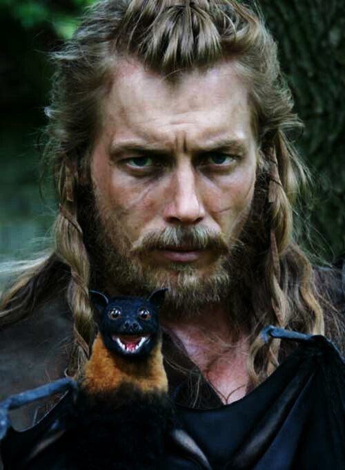 Волкодав и верный Мыш - фильмы, волкодав, киноактеры - оригинал