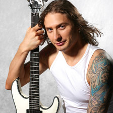 Схема вышивки «Гитарист В.Молчанов»