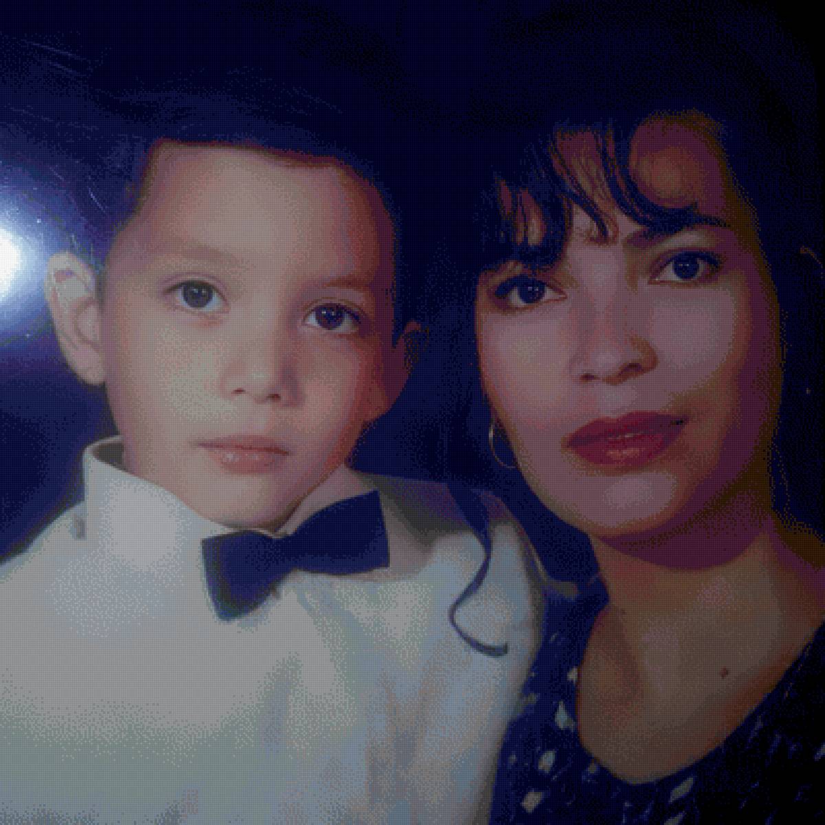 Mom & son - familia - предпросмотр