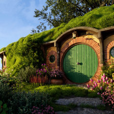 Схема вышивки «дом бильбо»