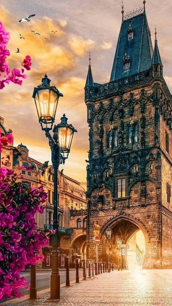 Весна - город, весна, улица - оригинал