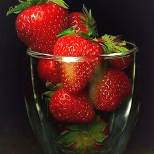 Схема вышивки «Клубника в стакане»