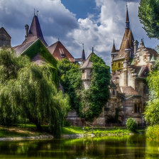 Схема вышивки «Замок у реки.»