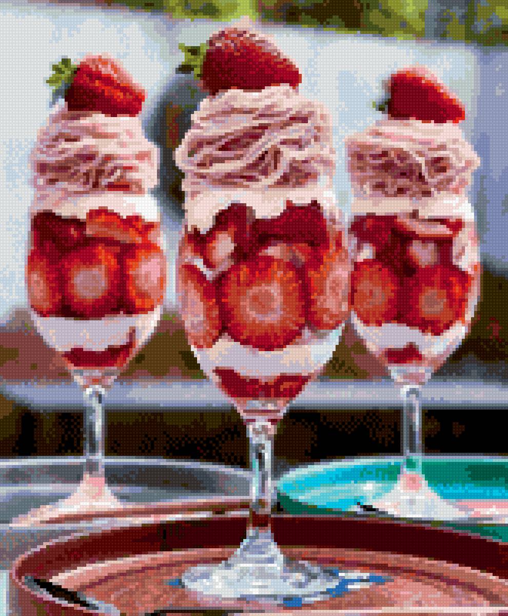 Клубника со сливками - еда, десерт - предпросмотр