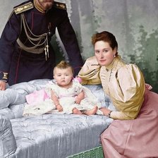 Николай II с семьёй