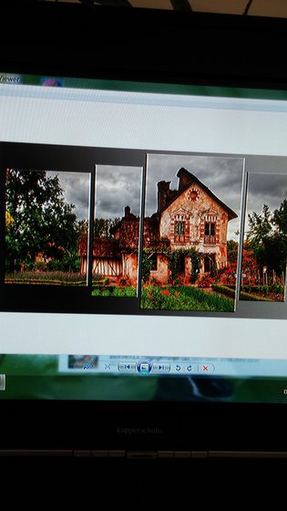 Этап процесса «Триптих «Старинный особняк». Крестик на канве. 2 части из 4.»