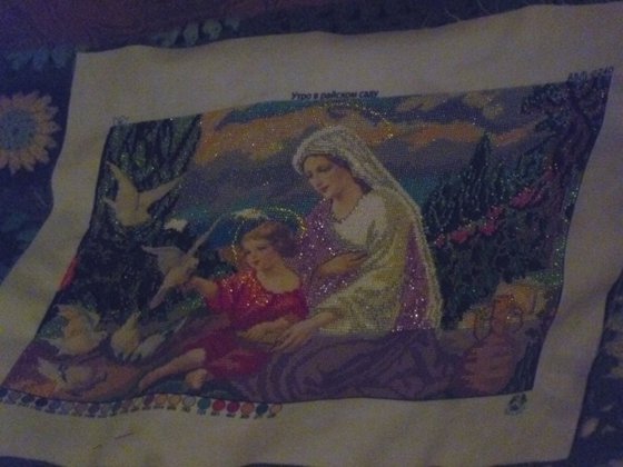 Этап процесса «Богородица и голуби (Утро в райском саду), бисер»