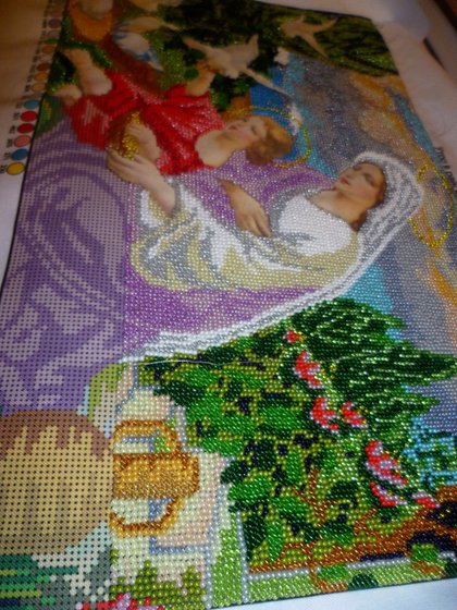 Этап процесса «Богородица и голуби (Утро в райском саду), бисер»