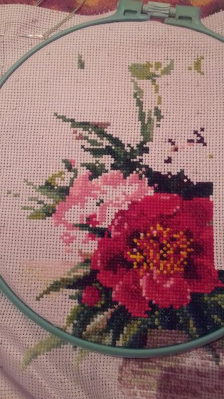 Этап процесса «Пионы в вазе»