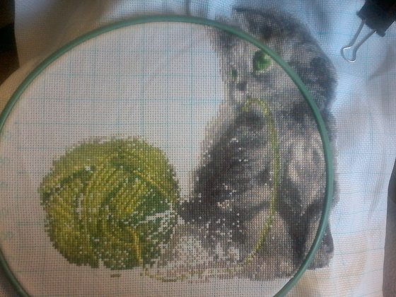 Этап процесса «"Котенок с клубком" схема 150х150 с нашего сайта»