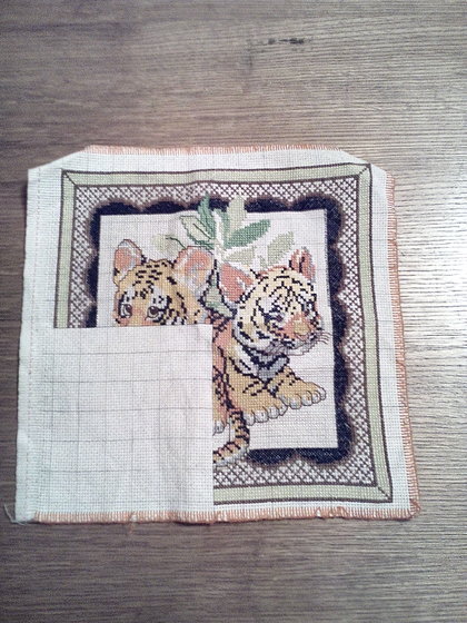 Этап процесса «тигрули на подушку»