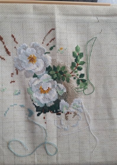 Этап процесса «Riolis 1351 - белый шиповник»