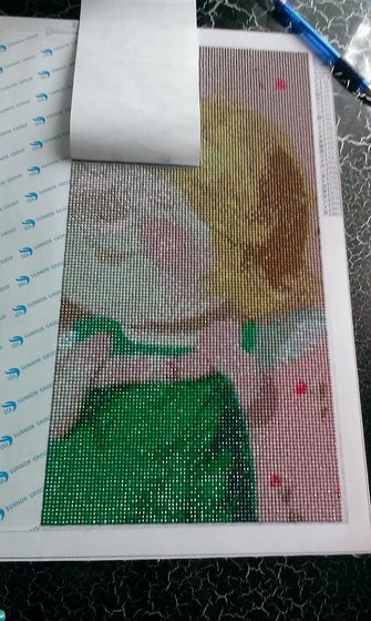 Этап процесса «Алмазная вышивка»