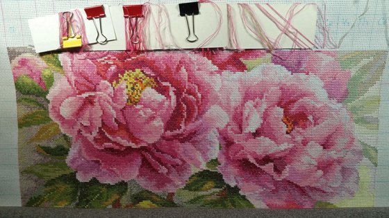 Этап процесса «Пионы от фирмы Алиса»