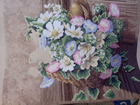 Этап процесса «Цветы на дверной ручке Dimensions»