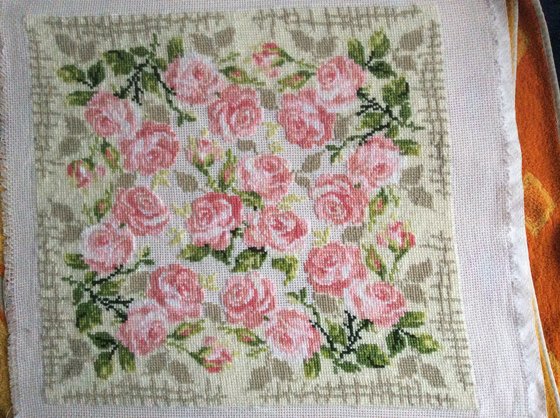 Этап процесса «Цветочная подушка»